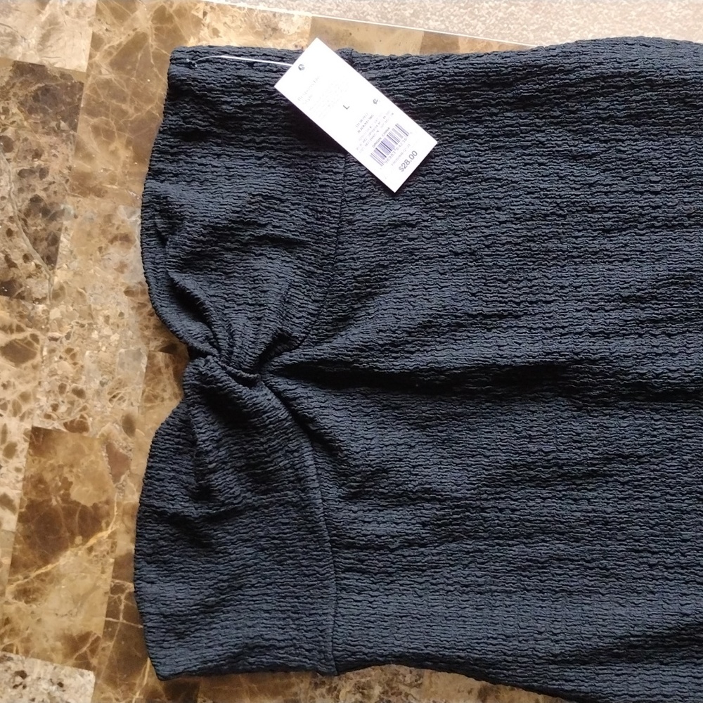 NWT Wild Fable-large Strapless knit midi dress solid color black, crinkle textur